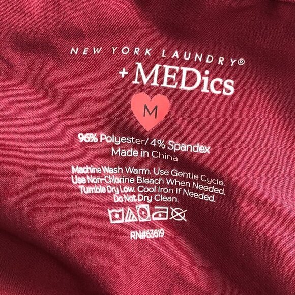 New York Laundry Medics Scrub Top - NWT's - Picture 2 of 10